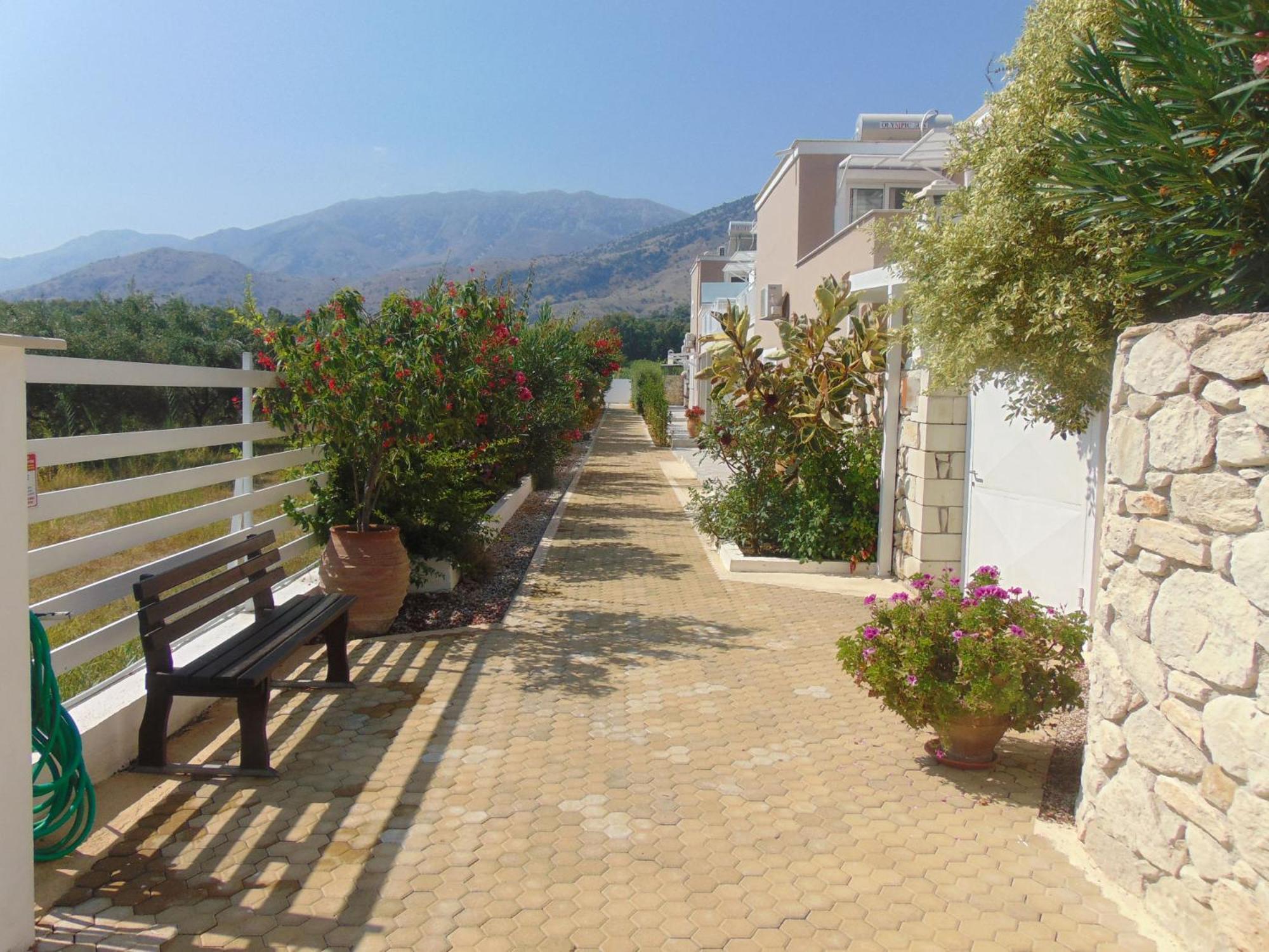 Villa Campos- Less Than 5-Min Walk To Kalivaki Beach Georgioupoli Exterior photo