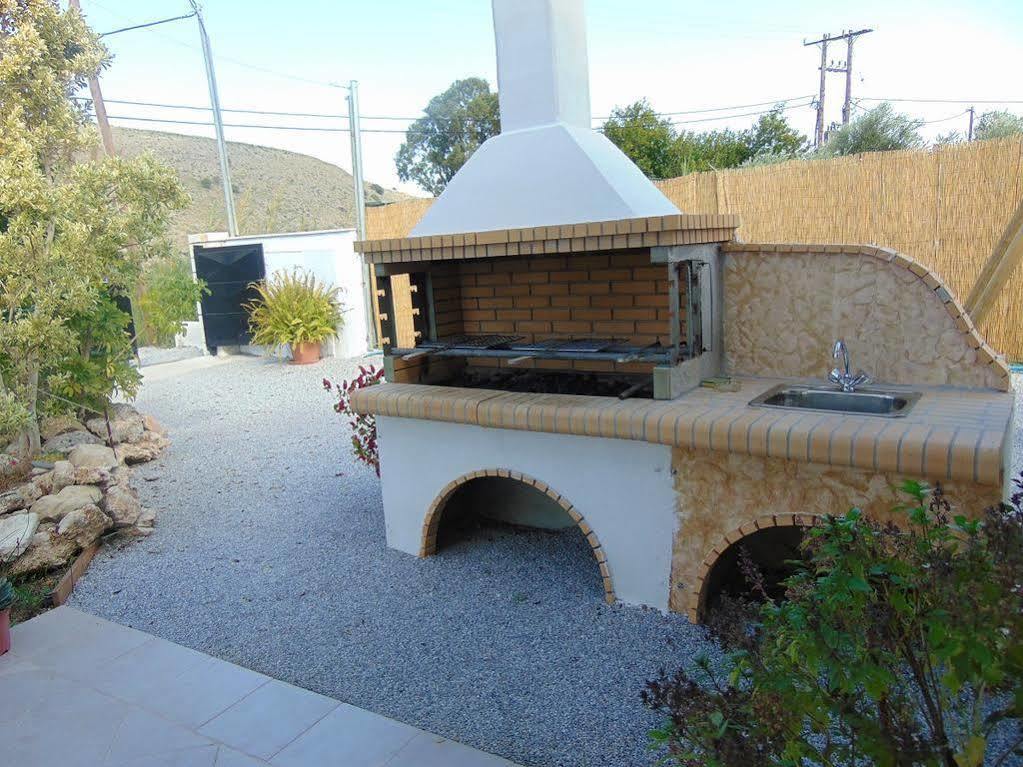 Villa Campos- Less Than 5-Min Walk To Kalivaki Beach Georgioupoli Exterior photo